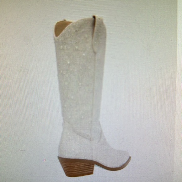 Betsey Johnson DALAS Ivory Pearl Cowboy Boots NWB - Picture 9 of 11